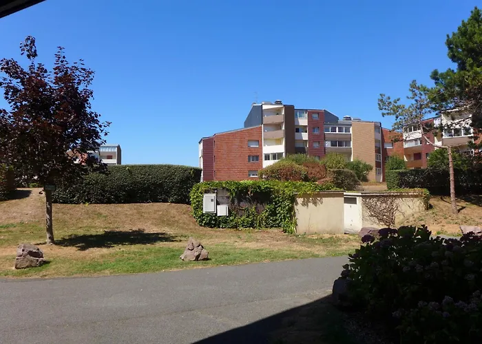 アパート Plein Sud-17 By Interhome