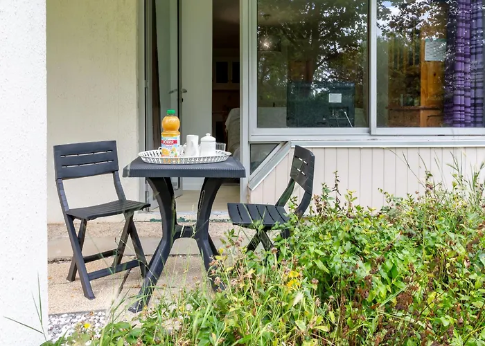 アパート Plein Sud-17 By Interhome *