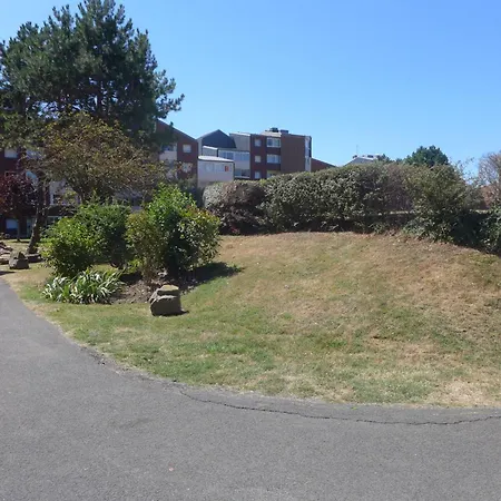 Plein Sud-17 By Interhome 公寓